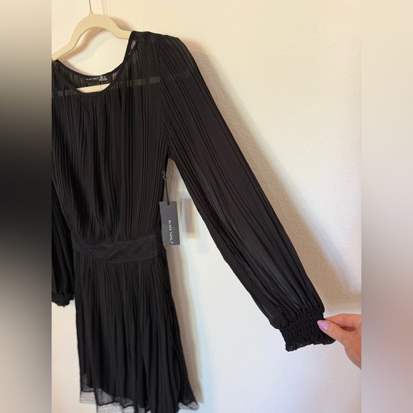 Black Tape NEW Pleated Long Sleeve Black Cocktail Party Dress with Lace- Size XS - Picture 3 of 7